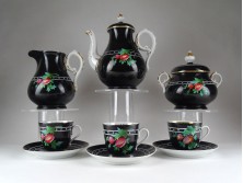 Antik három személyes fekete színű virágdíszes porcelán teáskészlet
