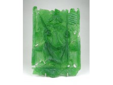 Régi művészi üvemunka, zöld fújt üveg Attila magyar király dombormű 27.5 x 19 cm