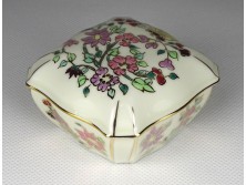 Pillangós Zsolnay porcelán bonbonier