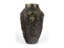 Gyulavári Pál : Szecessziós bronz váza 20 cm