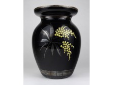 Régi fekete üveg váza ezüst díszítéssel 22 cm