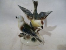 Régi GDR német porcelán galamb pár