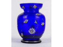 Régi kisméretű kamillavirág díszes kék színű parádi üveg váza 9 cm
