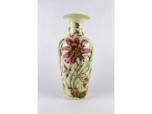Vajszínű Zsolnay orchideás porcelán váza 26.5 cm