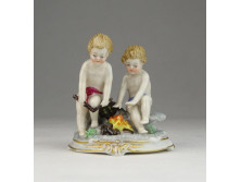 Régi Hummel porcelán tűzrakó gyerekek 7 cm
