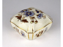 Vajszínű, aranyozott, búzavirágos Zsolnay porcelán bonbonier
