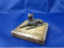 Antik bronz kutya szobor farkaskutya