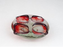 BOHEMIA piros művészi üveg hamutál 13 cm